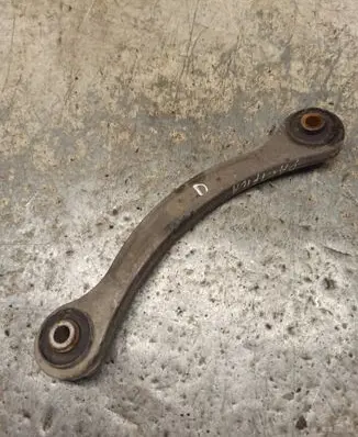 Chrysler Pacifica Rear control arm