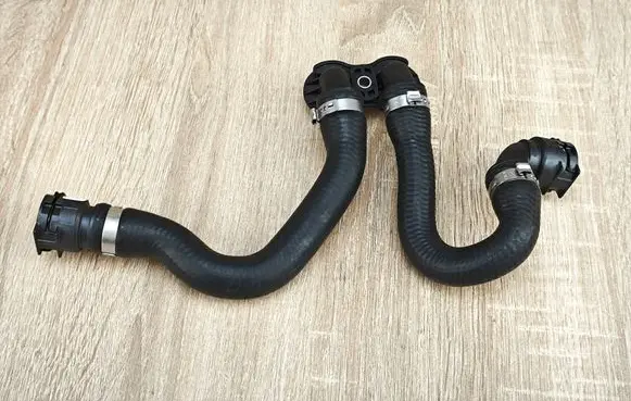 BMW X4 G02 Engine coolant pipe/hose 8597285