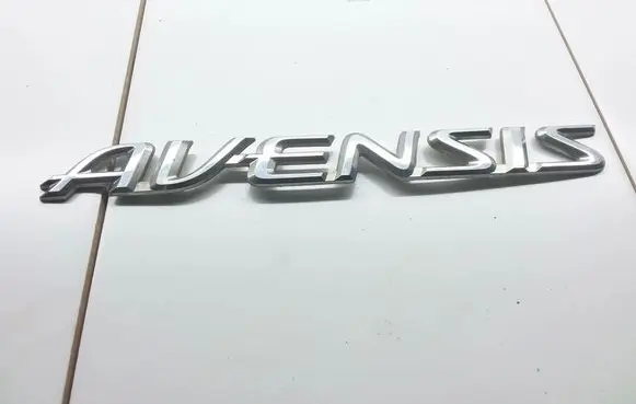 Toyota Avensis Verso Manufacturers badge/model letters 