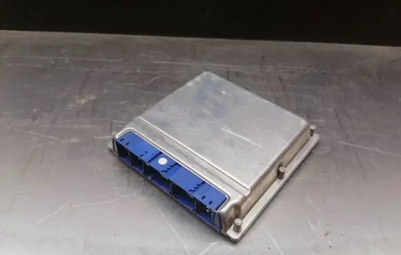 Audi A8 S8 D2 4D Engine control unit/module 4D0907409B 0281001868