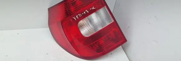 Skoda Yeti (5L) Rear/tail lights 5L0945095