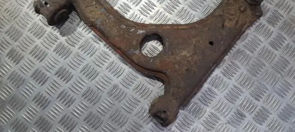 Opel Vectra B Front lower control arm/wishbone
