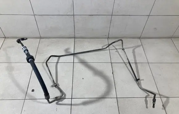 Volvo XC70 Power steering hose/pipe/line