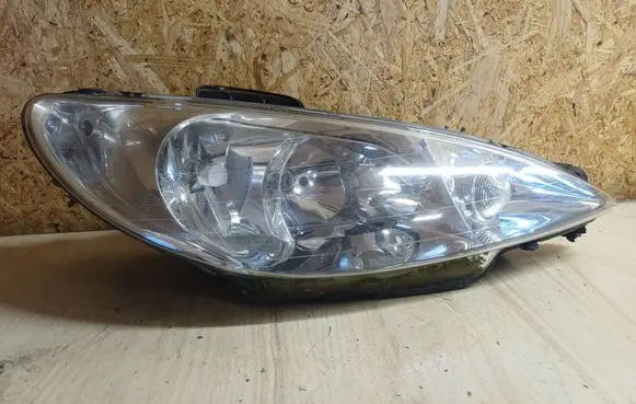 Headlight/headlamp