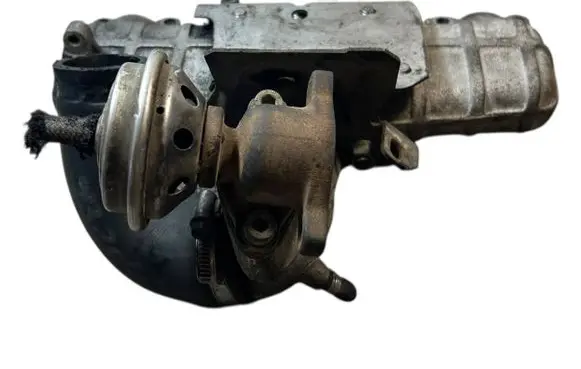 Volkswagen Transporter - Caravelle T4 Intake manifold 028129713E 028129637E