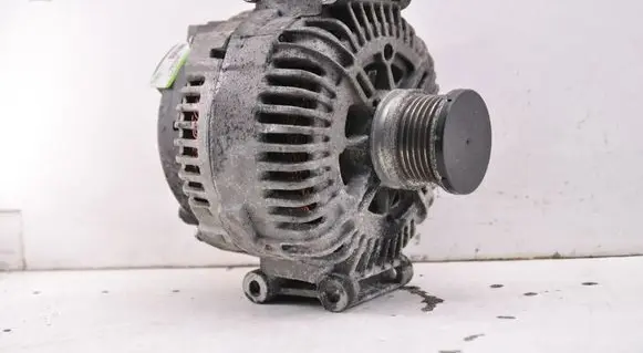 Mercedes-Benz Vito Viano W639 Generator/alternator 