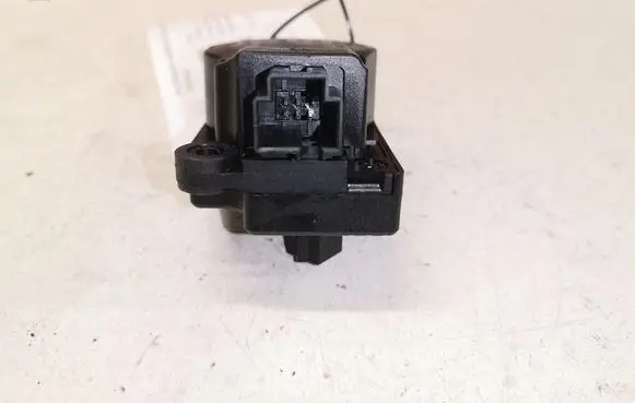 Citroen C5 Air flap motor/actuator 4PUH19E616AB