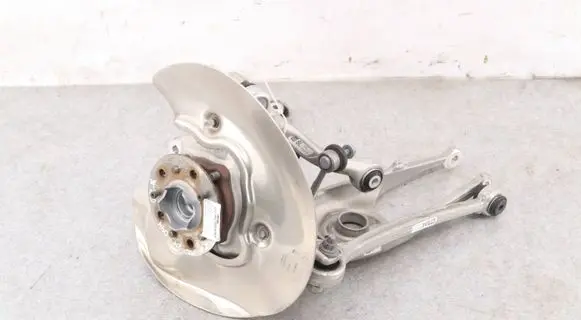 BMW M2 G87 Rear wheel hub spindle/knuckle 8095657 2284777 2284534