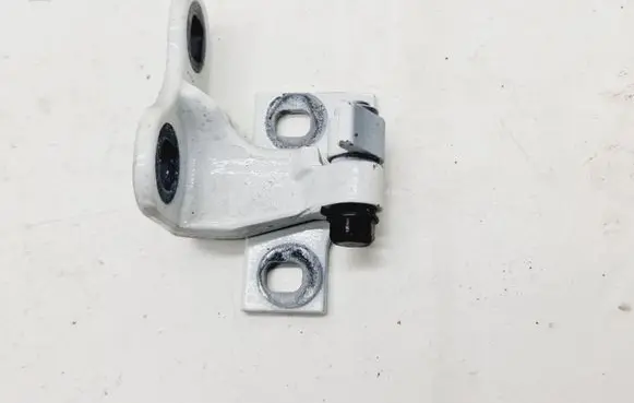 BMW 7 E65 E66 Rear door upper hinge 7017815