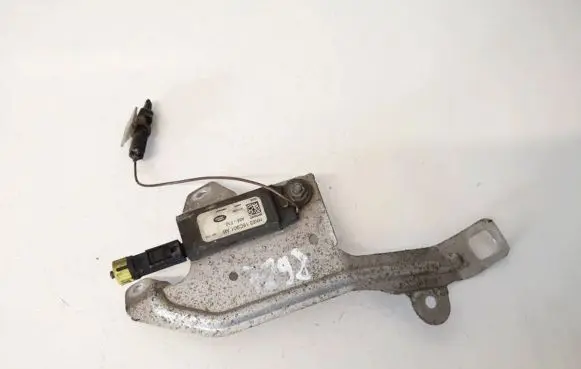 Jaguar F-Pace Antenna control unit hk8318c901ab