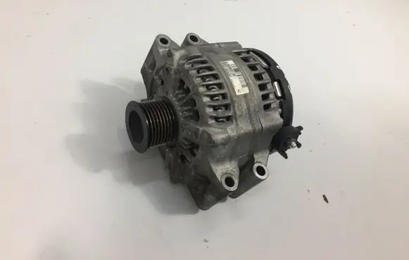 BMW 2 F22 F23 Generator/alternator 7638337
