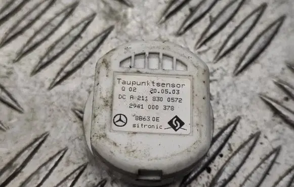 Mercedes-Benz C W203 Interior temperature sensor A2118300572 2941000378 8B630E