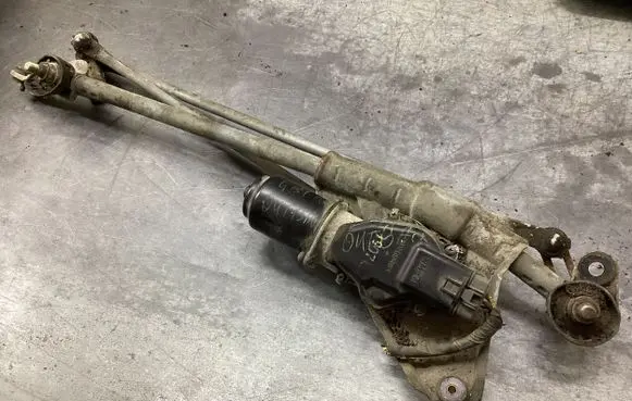 Subaru Outback Front wiper linkage PA66GF WM71