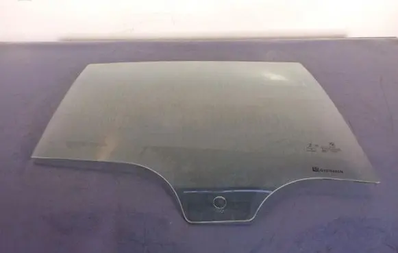 BMW 3 G20 G21 Rear door window glass 
