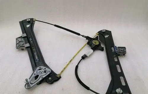 Mercedes-Benz C W204 Front door electric window regulator A2187200379