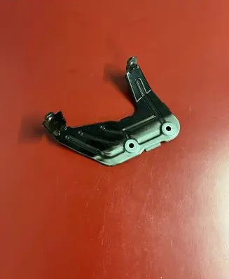 BMW X3 G01 Fender mounting bracket 7424677 164B