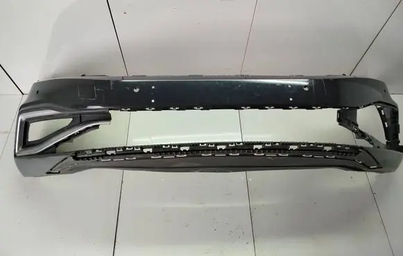 Volkswagen PASSAT B8 Front bumper 3G0807217BC