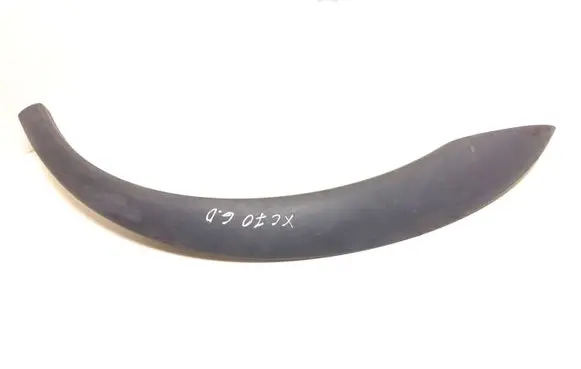 Volvo XC70 Rear fender molding trim 30678046 8620134