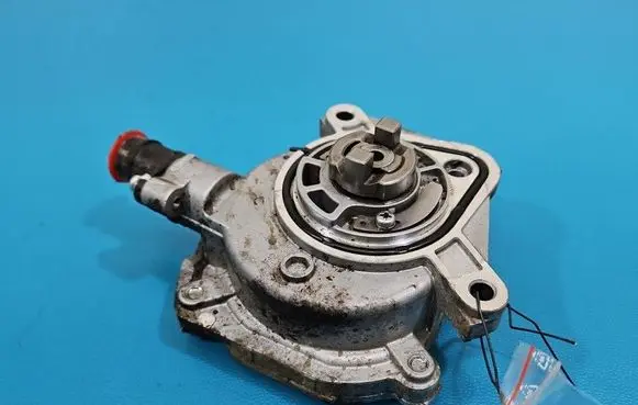 Dacia Duster III Vacuum pump 146506308R IMPRK1573337