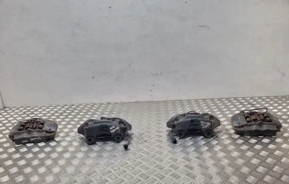 Volkswagen Touareg I Brake discs and calipers set 209236061A 209236062A