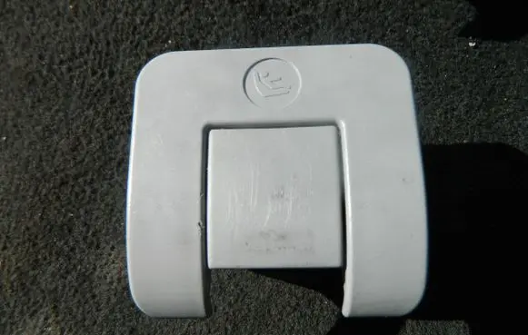 BMW 5 E60 E61 ISOFIX cover 7065051
