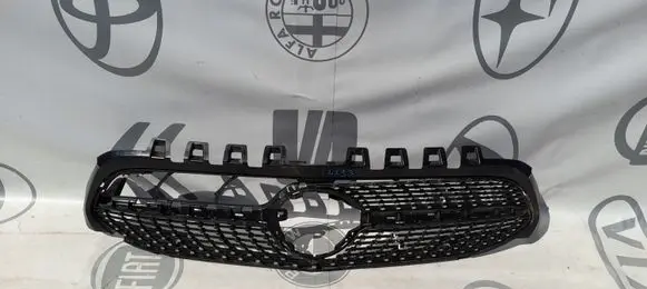 Mercedes-Benz A W177 Front grill