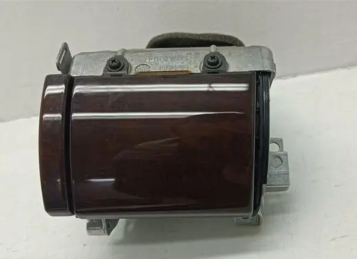 Volkswagen Phaeton Dashboard side air vent grill/cover trim