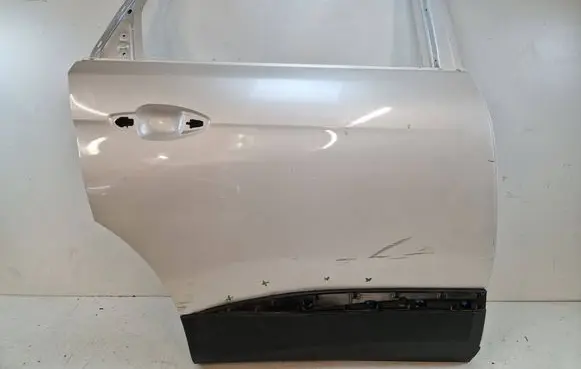 Peugeot 5008 II Rear door