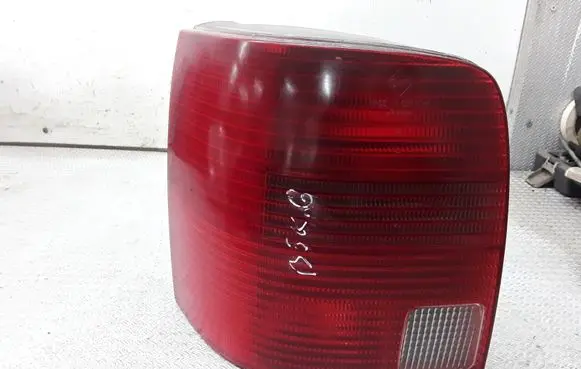 Volkswagen PASSAT B5 Rear/tail lights
