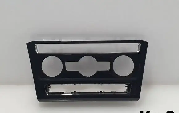 Volkswagen Touran III Climate control/heater control trim 5TB863042E