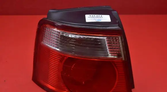 KIA Carens I Rear/tail lights 0K2FB51140