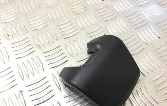BMW X5 E70 Rear seat rail trim cover 7171827