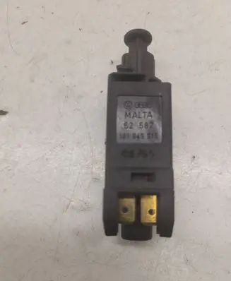 Volkswagen Golf III Brake pedal sensor switch 191945515