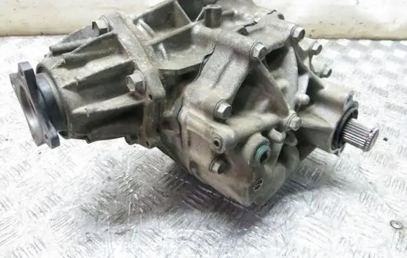 Suzuki SX4 S-Cross Rear gearbox reducer/haldex oil pump 1M0