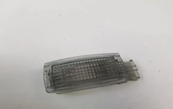 Volkswagen PASSAT B5.5 Other interior light 3B0947113