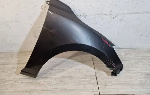 Mazda 3 II Fender