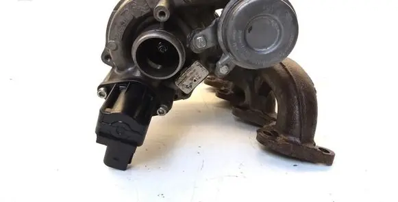 Volkswagen Golf VI Turbo 03C145701K