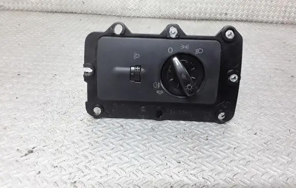 Skoda Fabia Mk1 (6Y) Light switch 6Y1941531