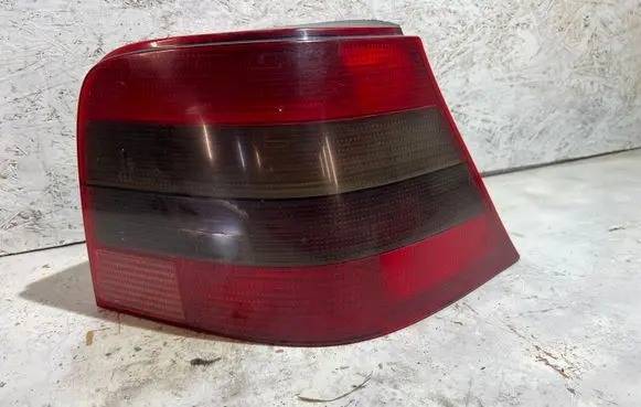 Volkswagen Golf IV Rear/tail lights 1J6945112