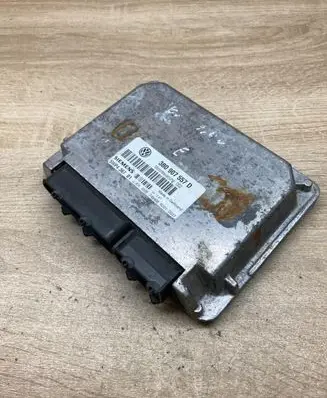 Volkswagen PASSAT B5 Engine control unit/module ECU 3B0907557D 5WP4367