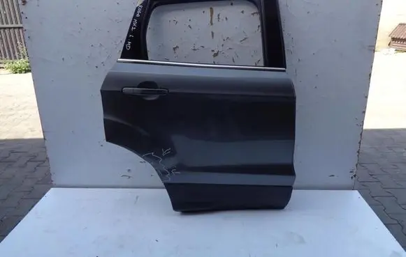 Ford Kuga II Rear door