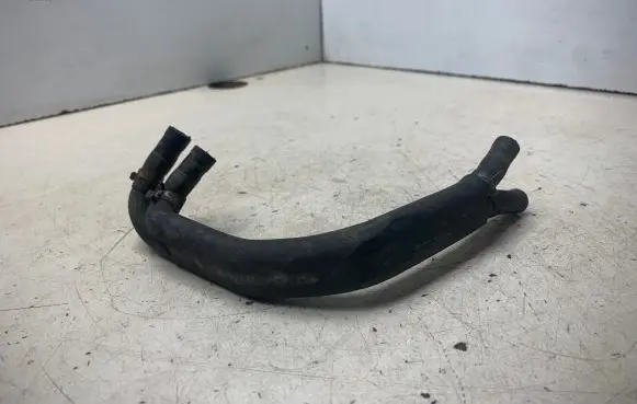 Volkswagen Touran I Engine coolant pipe/hose 1K0122447T