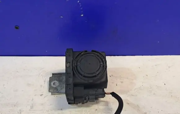 Alarm system siren