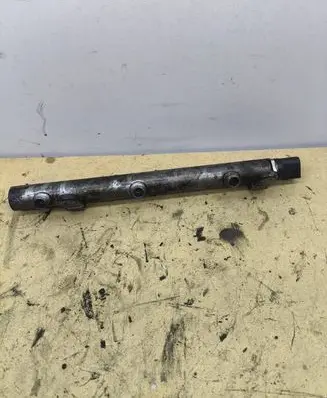 Mercedes-Benz E W212 Fuel main line pipe A6420703095 0926800394