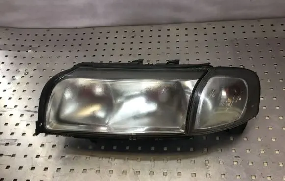 Volvo S80 Headlight/headlamp 8693557 89007829