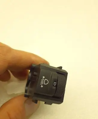 Citroen C4 III e-C4 Headlight level height control switch 98095437ZD