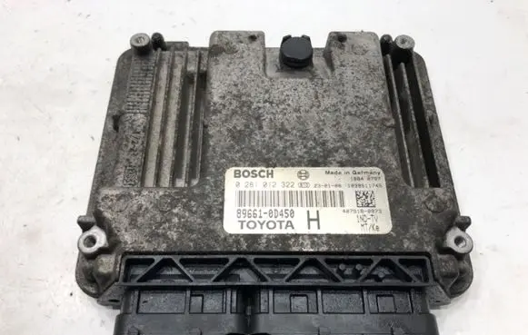 Toyota Yaris Engine control unit/module ECU 89661-0D450
