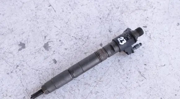 Volvo V70 Fuel injector 31272767 0445116036