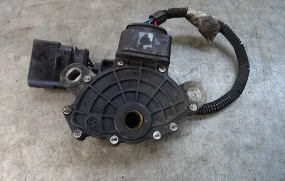 Volkswagen Touareg I Gear selector/shifter in gearbox 