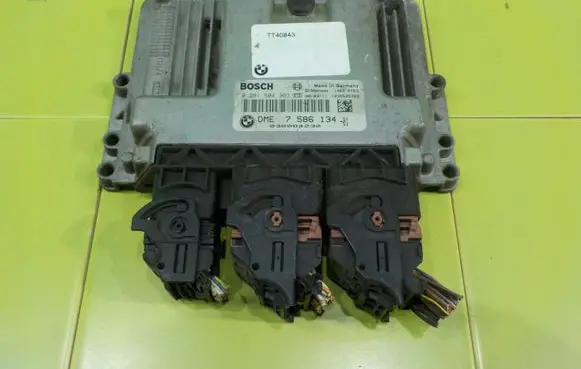 Mini One - Cooper R56 Engine control unit/module 7586134 ZP36
